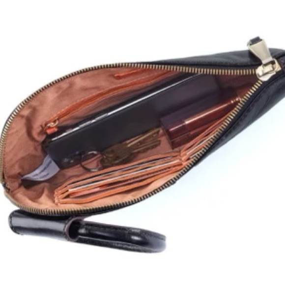 HOBO- sable wristlet in black polished leather. 
Measurements-10 x 6. Brand new - Picture 4 of 6
